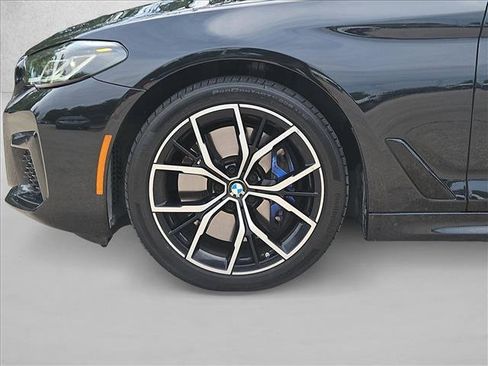 Used 2023 BMW 540i w/ M Sport Package RWD image 21
