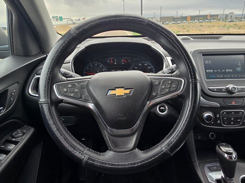 Used 2018 Chevrolet Equinox LT image 28