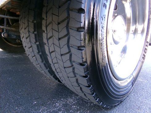 Used 2019 Ford F550 4x4 Regular Cab Super Duty image 27