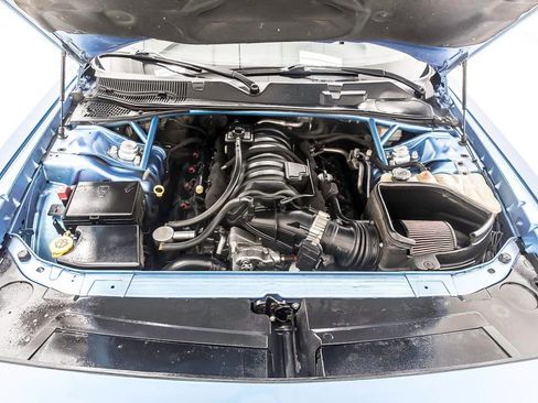 Used 2015 Dodge Challenger SRT w/ Technology Group RWD image 39
