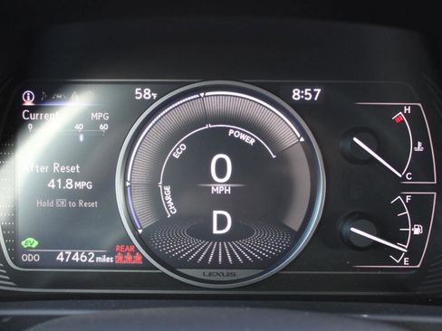 Used 2021 Lexus UX 250h w/ Accessory Package (Z2) AWD/4WD image 15