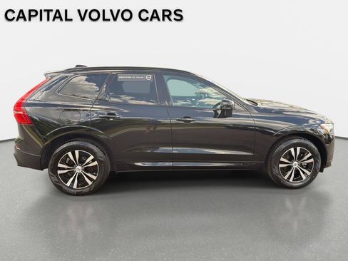 Certified 2025 Volvo XC60 B5 Core AWD/4WD image 4