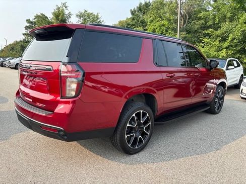 Used 2021 Chevrolet Suburban RST w/ Rear Media and Nav Package AWD/4WD image 5