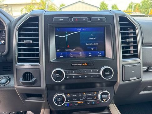 Used 2021 Ford Expedition Max XLT RWD image 12