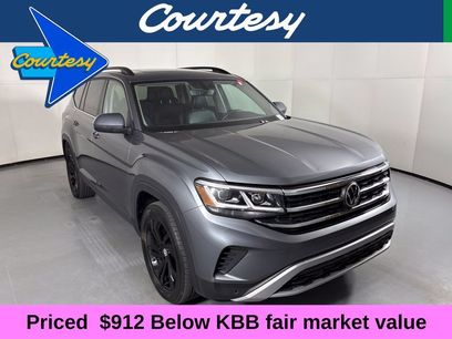 Used 2023 Volkswagen Atlas SE w/ Panoramic Sunroof Package