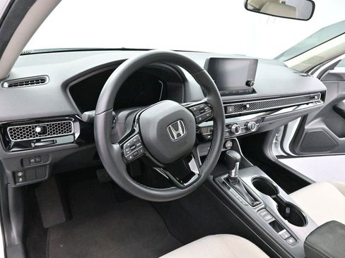Used 2022 Honda Civic EX image 15