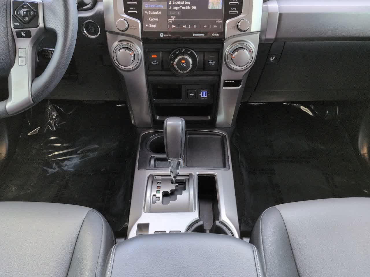 Used 2022 Toyota 4Runner SR5 Premium w/ Moonroof Package RWD image 18