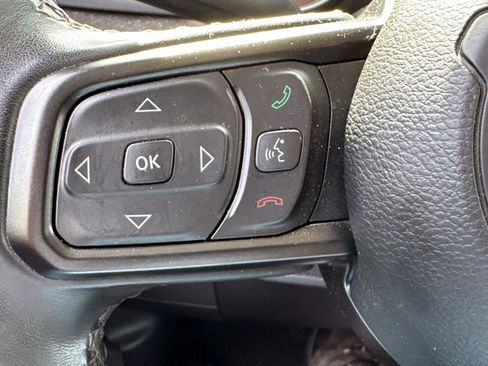 Used 2022 Jeep Gladiator Sport image 18