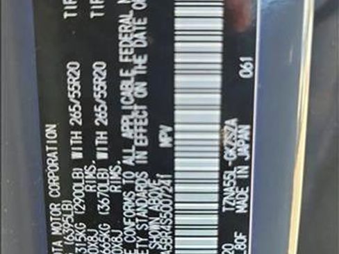 Used 2025 Toyota 4Runner SR5 image 20