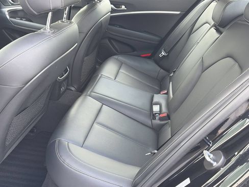 Used 2026 Genesis G70 2.5T RWD image 14