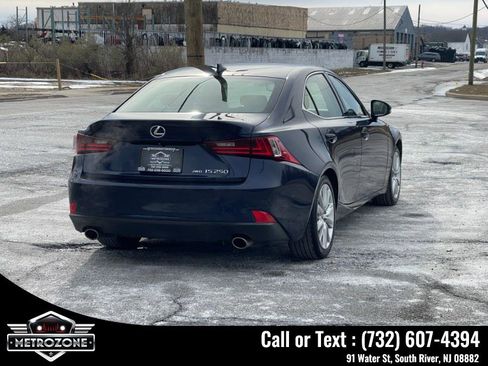 Used 2015 Lexus IS 250 AWD image 9