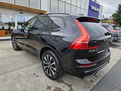 Certified 2025 Volvo XC60 B5 Plus AWD/4WD image 4