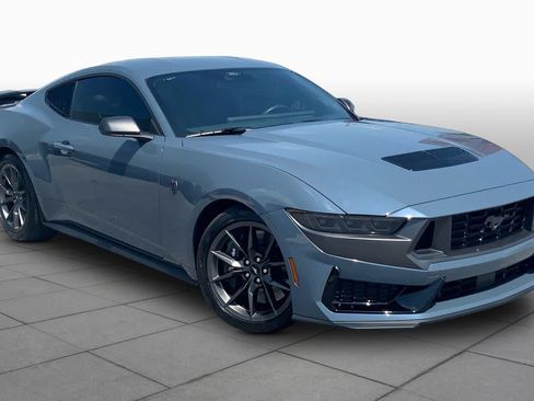 Used 2025 Ford Mustang Dark Horse RWD image 3
