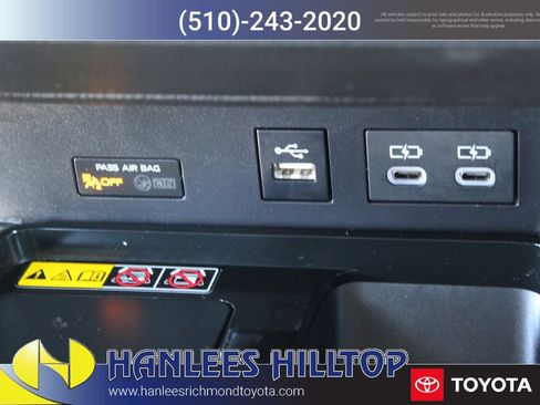 Certified 2025 Toyota Camry SE w/ Convenience Package image 21