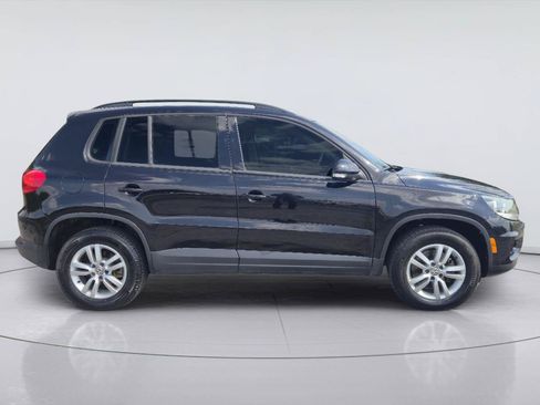 Used 2017 Volkswagen Tiguan S FWD image 6