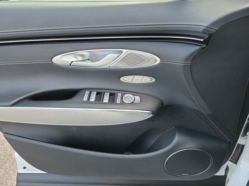 Used 2025 Genesis GV70 2.5T w/ Sport Prestige Package image 29