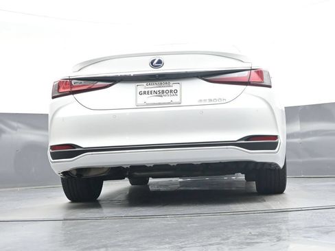 Used 2022 Lexus ES 300h w/ Premium Package FWD image 38