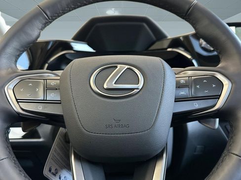 Certified 2026 Lexus NX 350h AWD w/ Accessory Package (K3) image 18