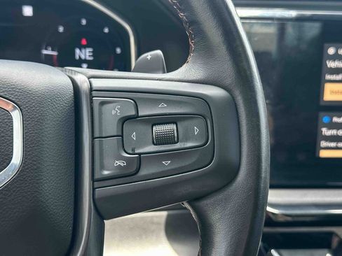 Used 2023 GMC Sierra 1500 AT4 w/ Technology Package AWD/4WD image 28