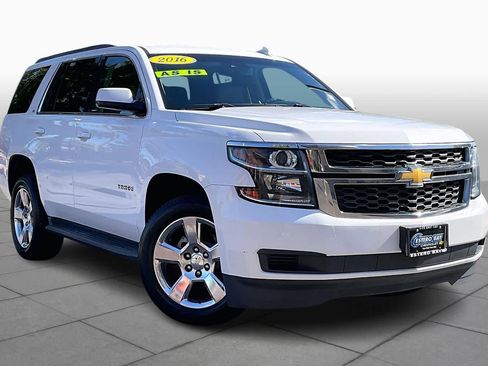 Used 2016 Chevrolet Tahoe LT image 2