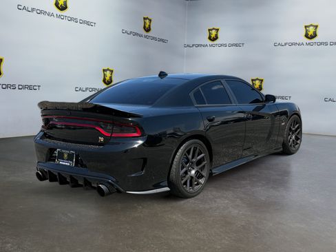 Used 2019 Dodge Charger Scat Pack w/ Plus Group RWD image 5