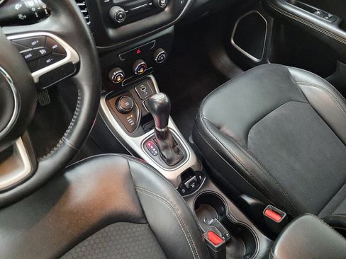 Used 2018 Jeep Compass Latitude AWD/4WD image 26