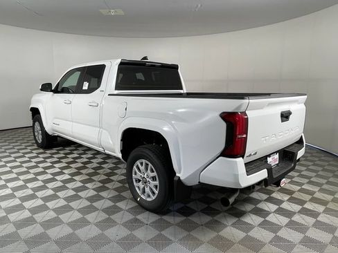 New 2026 Toyota Tacoma SR5 AWD/4WD image 16