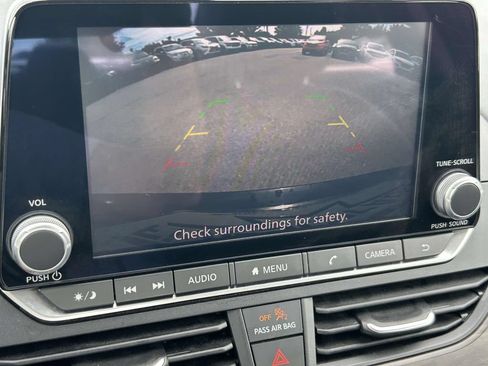 Used 2024 Nissan Altima 2.5 SV FWD image 22
