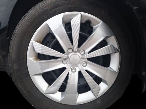 Used 2019 Subaru Impreza 2.0i AWD/4WD image 3