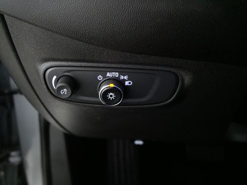 Used 2023 Chevrolet Equinox RS AWD/4WD image 26