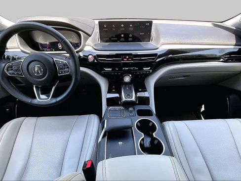 Certified 2022 Acura MDX FWD w/ Technology Package image 16