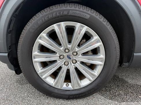 Used 2020 Ford Explorer Limited AWD/4WD image 25