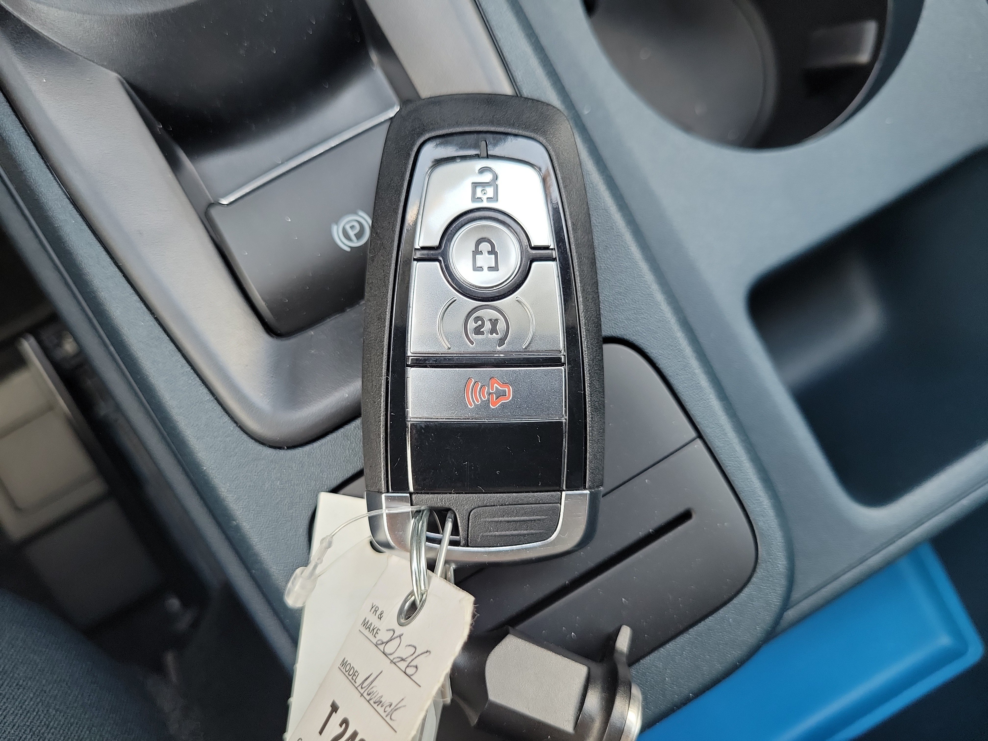 New 2026 Ford Maverick XLT w/ XLT Luxury Package FWD image 21