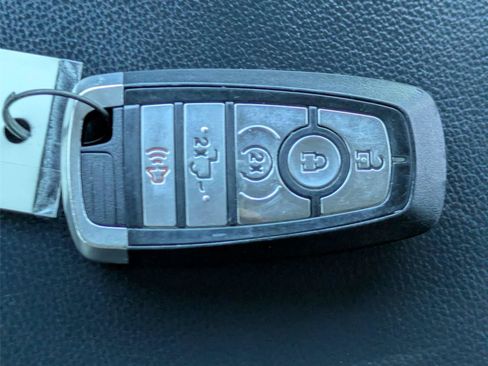 Used 2021 Ford F150 Lariat AWD/4WD image 32