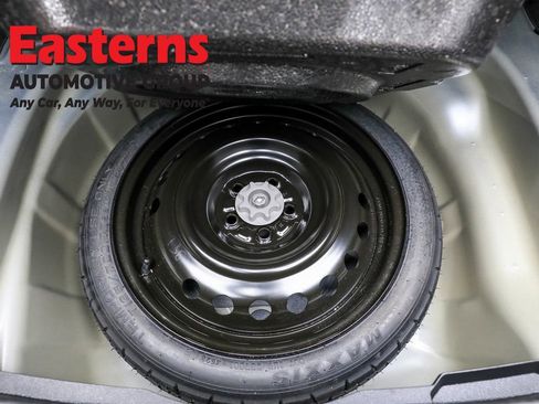 Used 2024 Toyota Corolla LE image 21