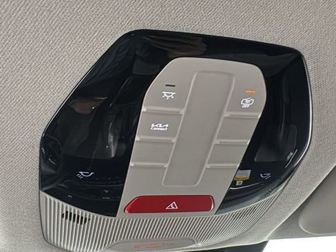 New 2025 Kia K4 LXS image 27