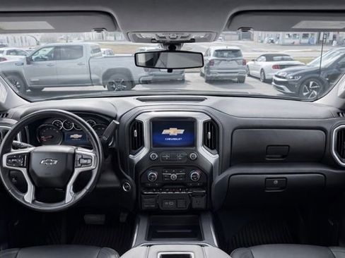 Used 2021 Chevrolet Silverado 1500 LT Trail Boss w/ Convenience Package II image 18