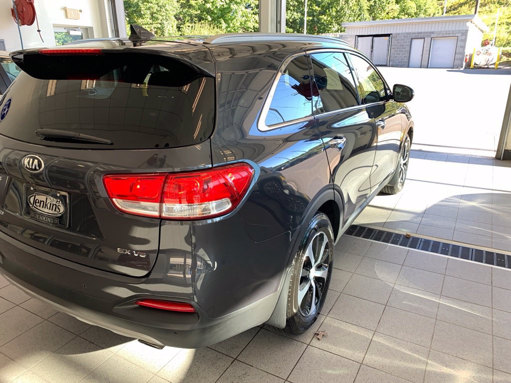 Used 2018 Kia Sorento EX AWD/4WD image 18