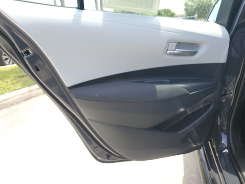 Used 2026 Toyota Corolla SE FWD image 18