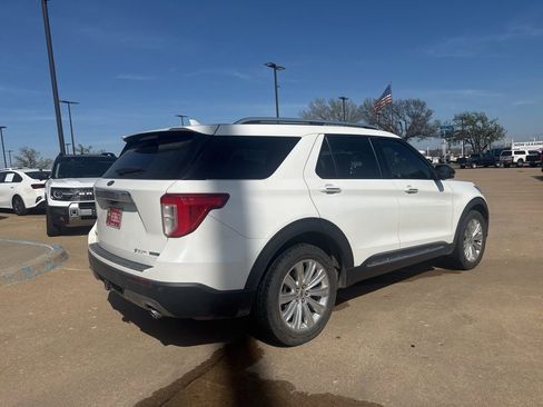 Used 2020 Ford Explorer Limited w/ Class III Trailer Tow Package image 3