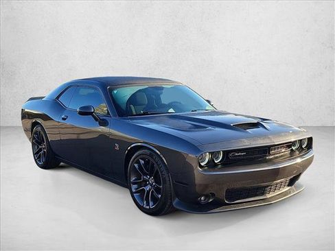 Used 2021 Dodge Challenger R/T Scat Pack image 3