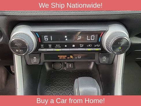 Used 2021 Toyota RAV4 XLE AWD/4WD image 21
