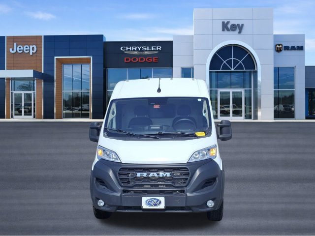 Used 2025 RAM ProMaster 2500 w/ Convenience Group FWD image 2