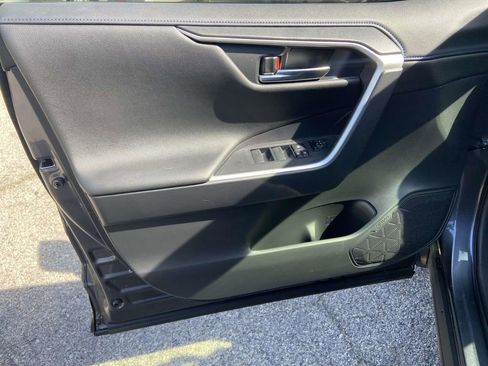 Used 2025 Toyota RAV4 XSE image 15