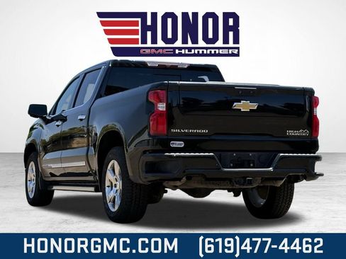 Used 2022 Chevrolet Silverado 1500 High Country image 5