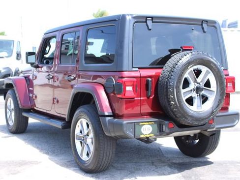 Used 2022 Jeep Wrangler Unlimited Sahara w/ LED Lighting Group AWD/4WD image 3