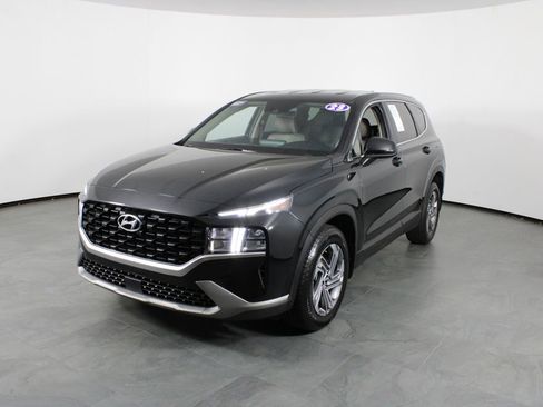 Used 2023 Hyundai Santa Fe SE FWD image 2