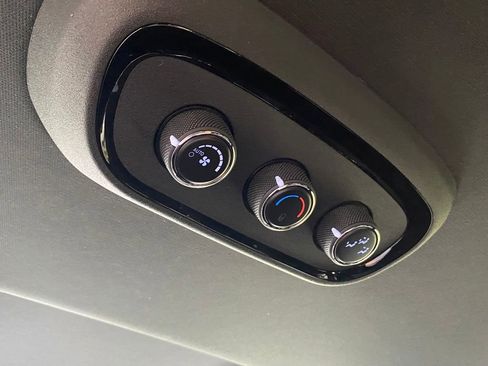 New 2023 Dodge Durango GT image 33