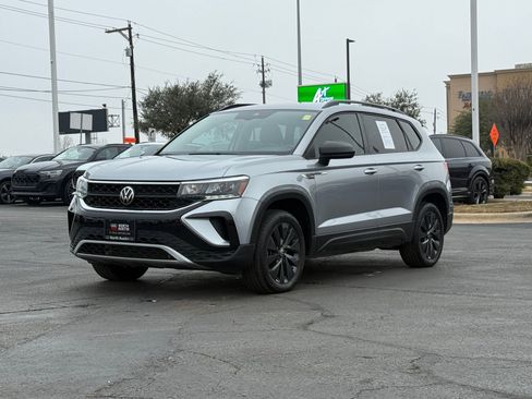 Used 2023 Volkswagen Taos S w/ IQ Drive S Package image 9