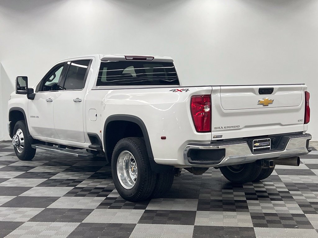 Used 2024 Chevrolet Silverado 3500 LTZ w/ LTZ Convenience Package AWD/4WD image 5